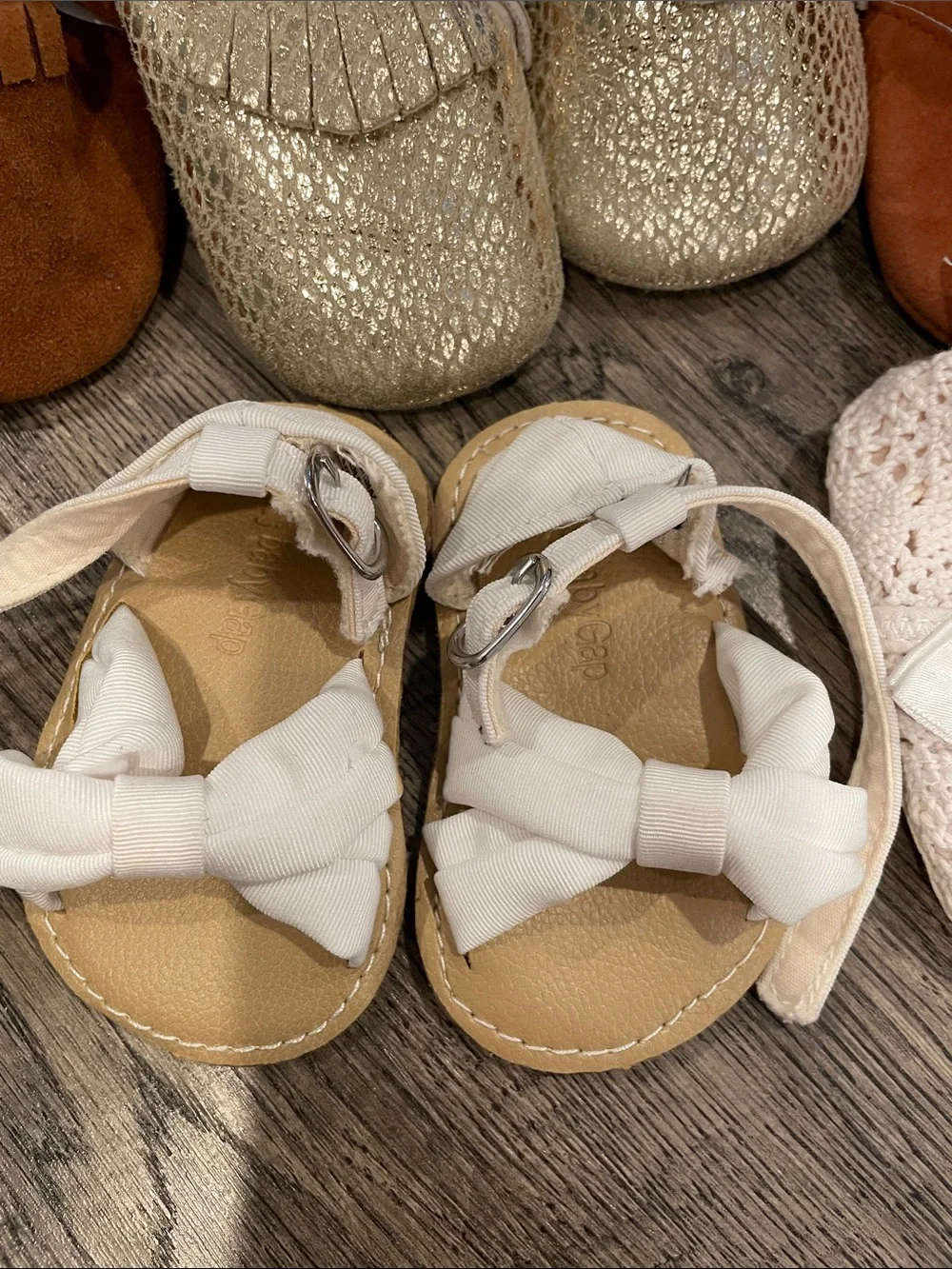 Assorted baby crib Shoes size 1